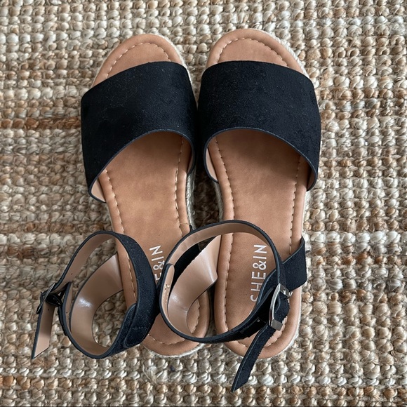 Black wedges sandals sz 11 SheIn brand new - Picture 2 of 3